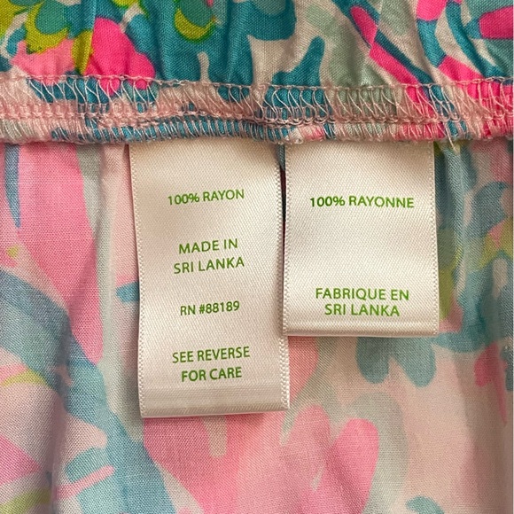 LILLY PULITZER pink blue floral casual pants
Size XL - Picture 2 of 4